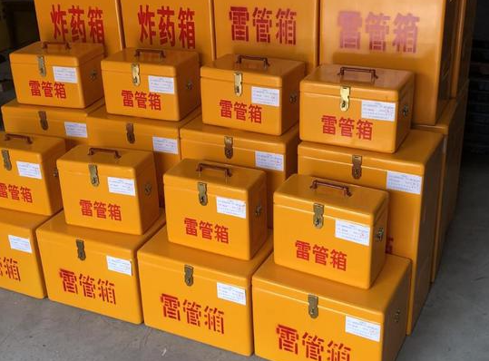 西秀玻璃钢雷管箱的使用寿命一般是多少？